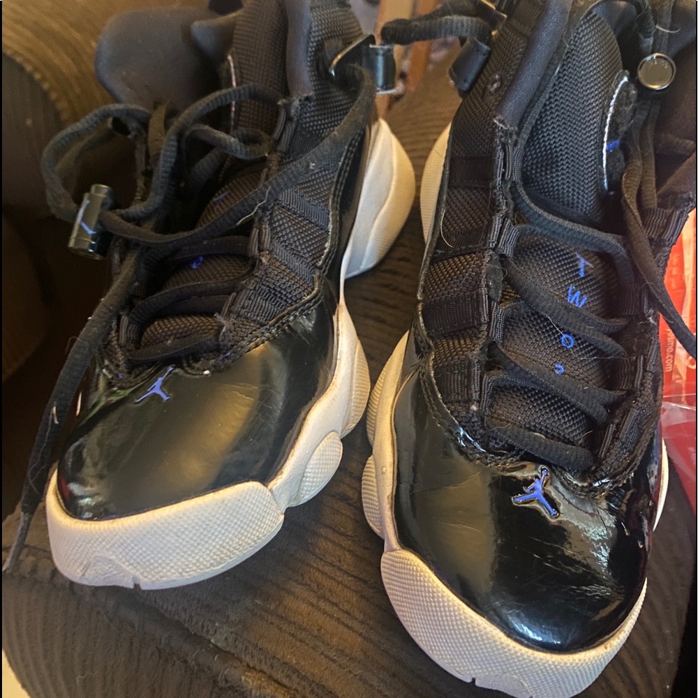 Kids jordans